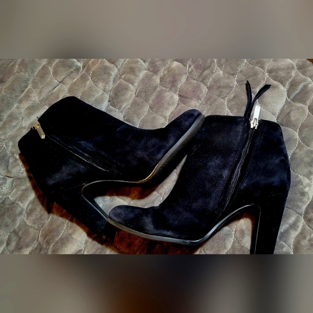 Sam Edelman Black Suede Sadie Size 6 1/2
